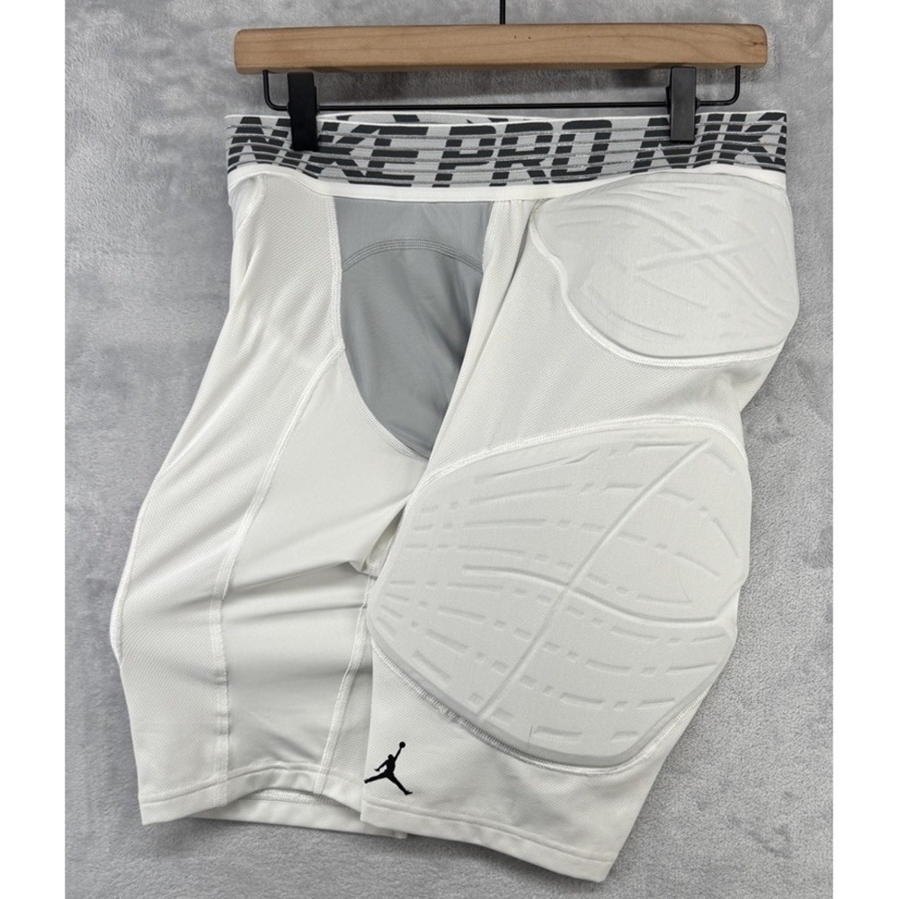 Nike Men's Jordan Pro Hyperstrong 5-Pad Basketball Shorts Tights White Men's XL
